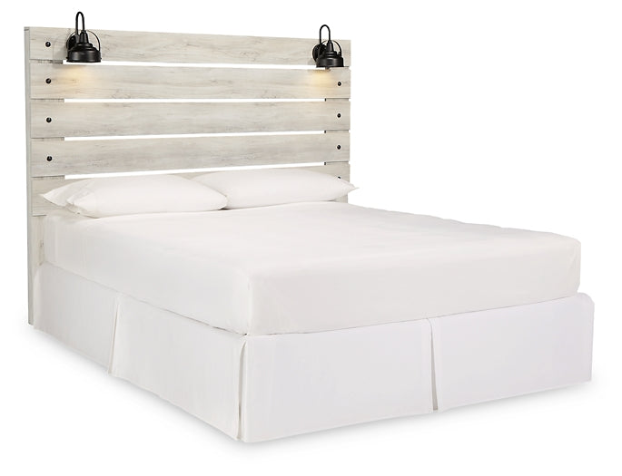 Cambeck Panel Headboard With Mirrored Dresser, Chest And Nightstand