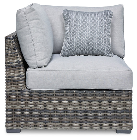 Harbor Court Corner with Cushion (2/CN)