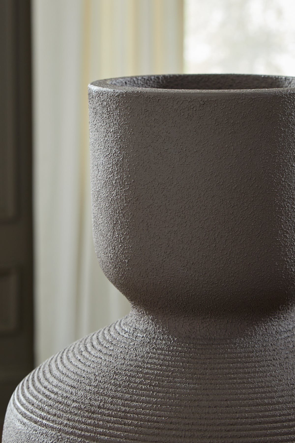 Dalsen Vase