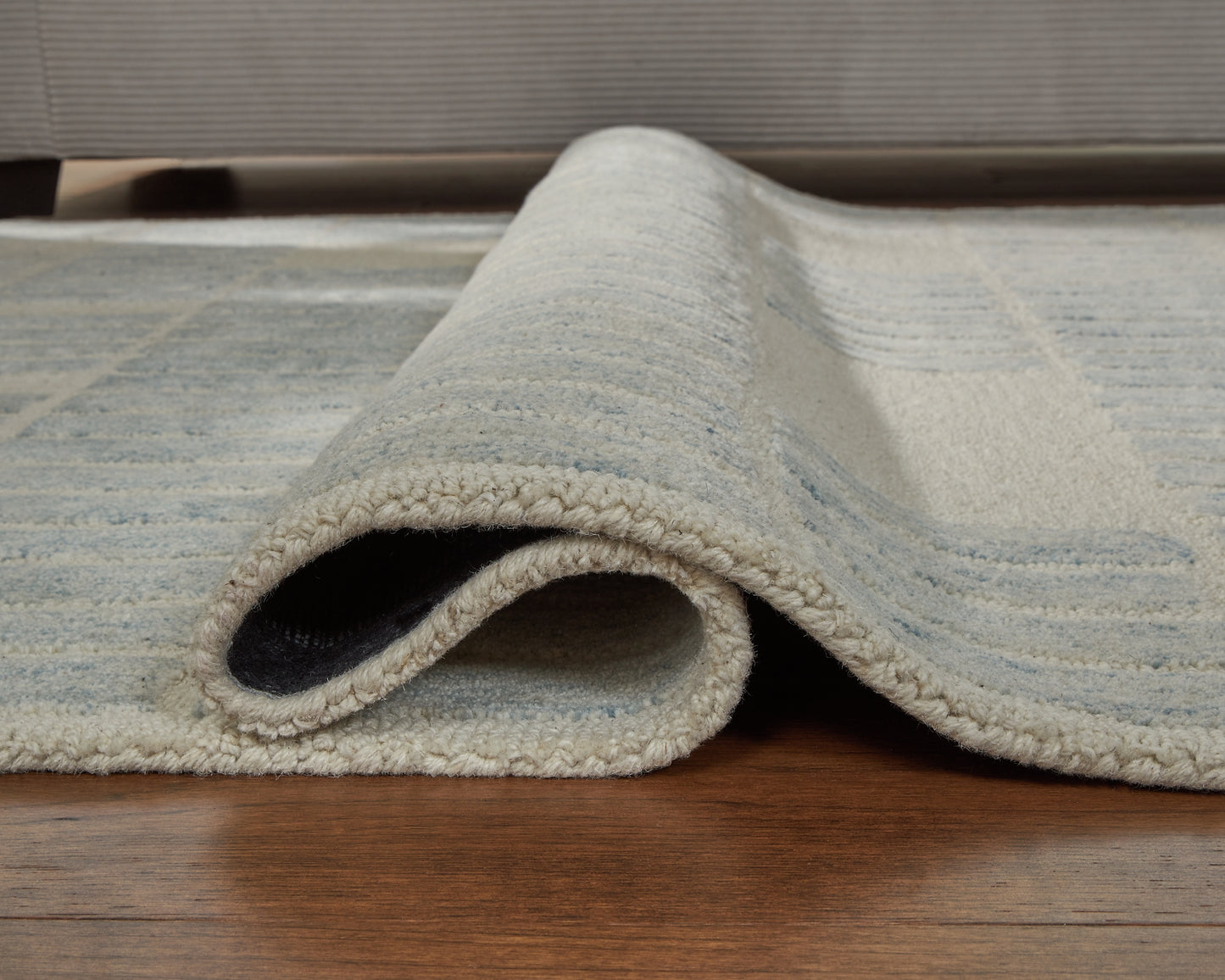 Dylanton Medium Rug