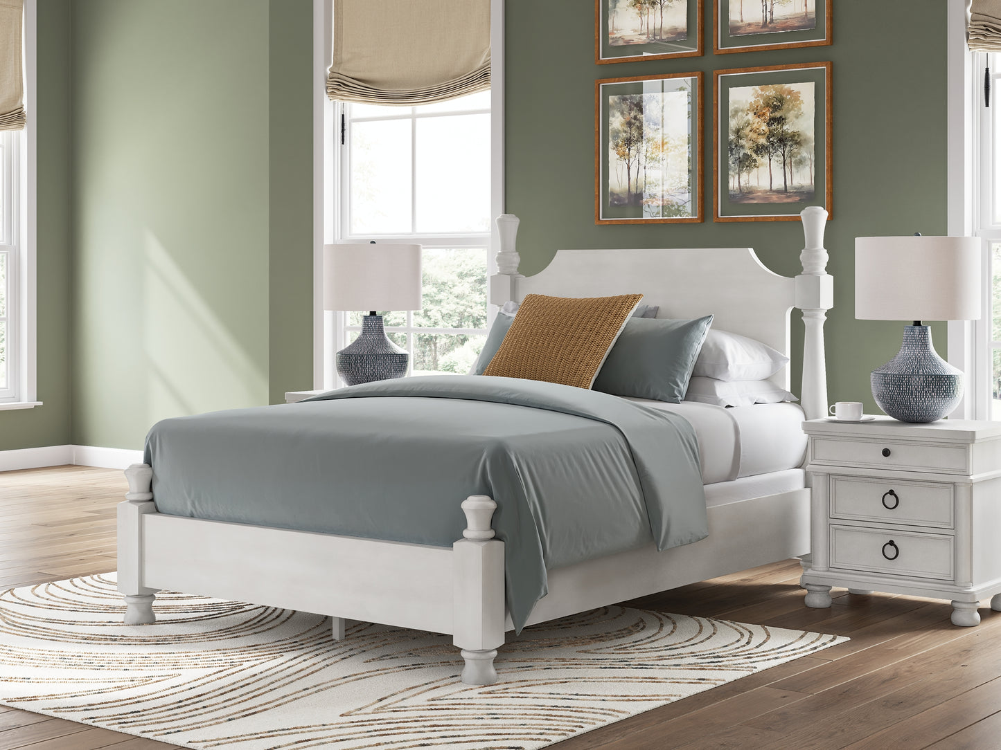 Rowlenstown Queen Poster Bed, Dresser and Mirror