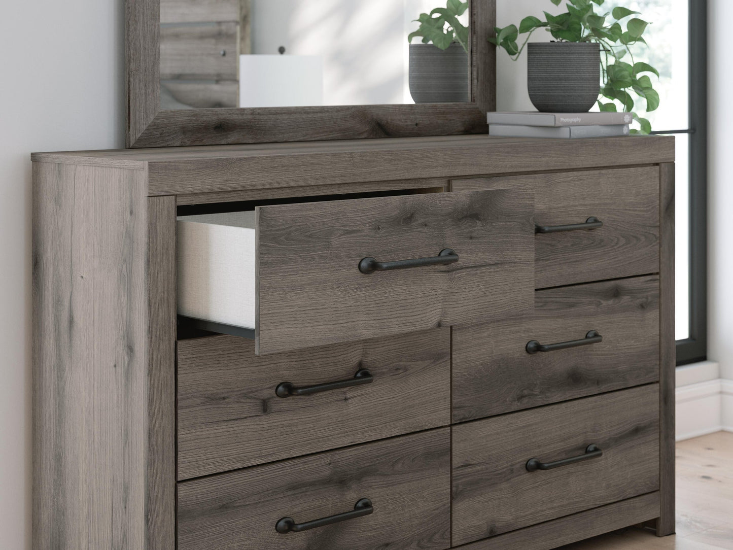 Urbanoore Queen Panel Bed, Dresser, Mirror and Nightstand