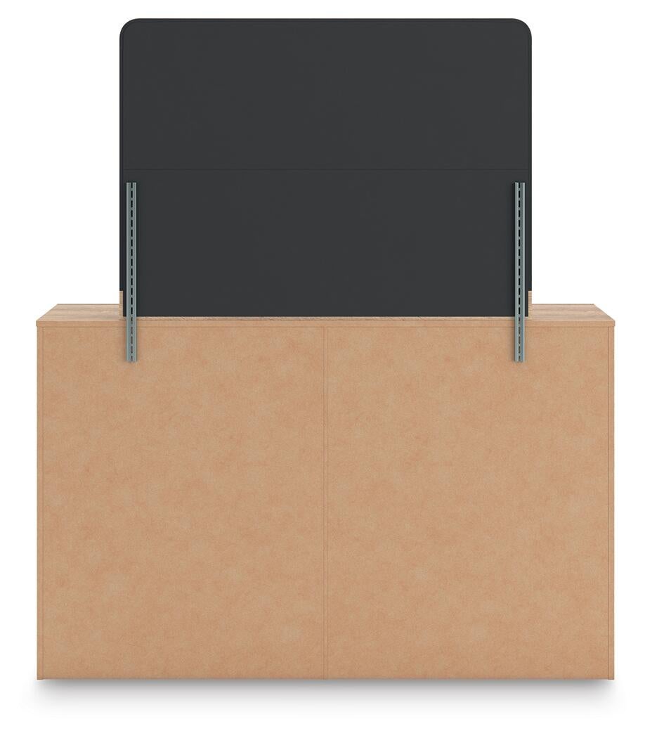 Kinlanni King Upholstered Platform Bed, Dresser and Mirror