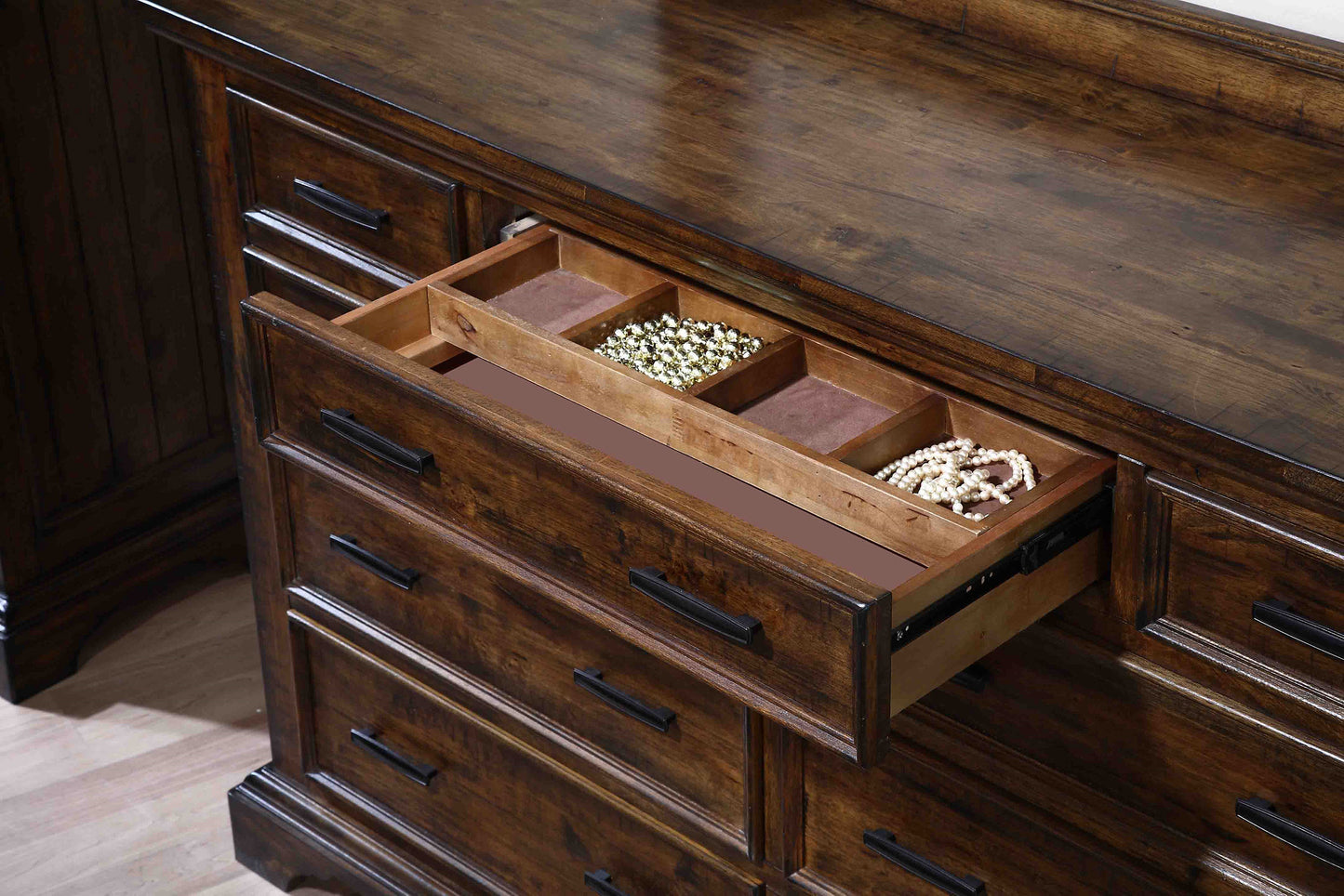 Elk Grove 9-drawer Dresser with Jewelry Tray Vintage Bourbon
